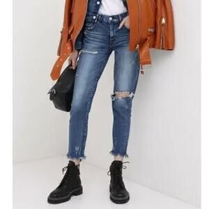 Moussy Vintage Howa Jeans Medium Wash Blue Distressed Raw Hem Womens Size 26